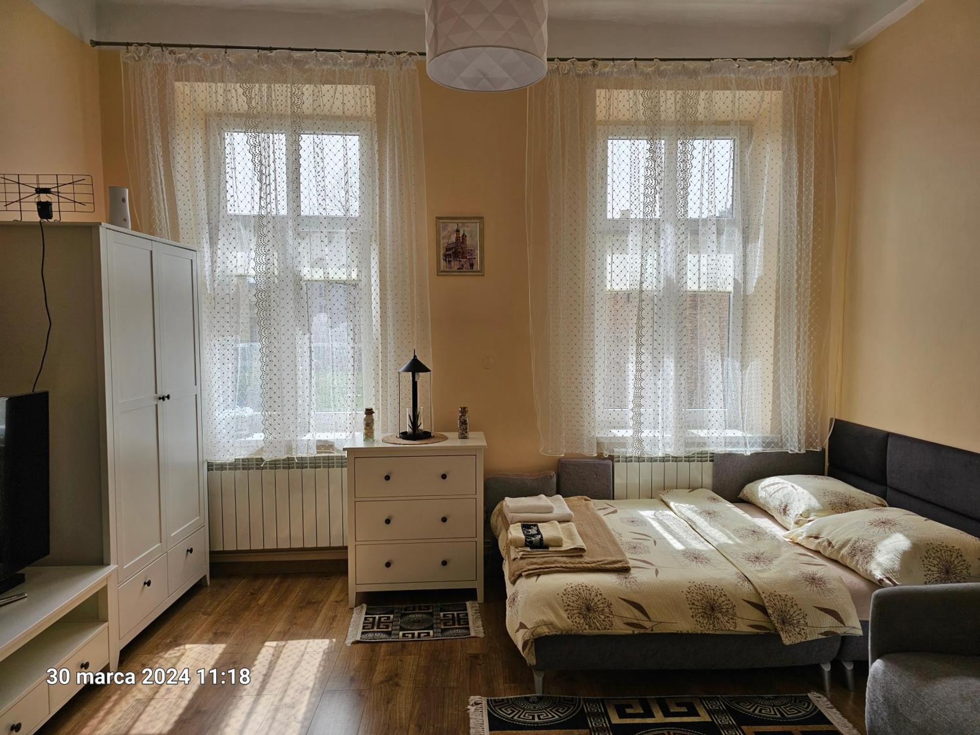Apartament Old City Apartment Пшемишъл Екстериор снимка
